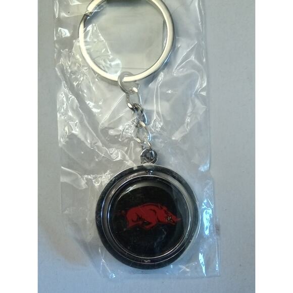 Arkansas Razorbacks NCAA Spinning Logo Key Ring - Picture 2 of 3